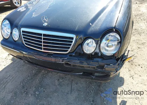 2000 Mercedes-Benz E 320 z USA, uszkodzony, nr VIN WDBJF65J2YB108349